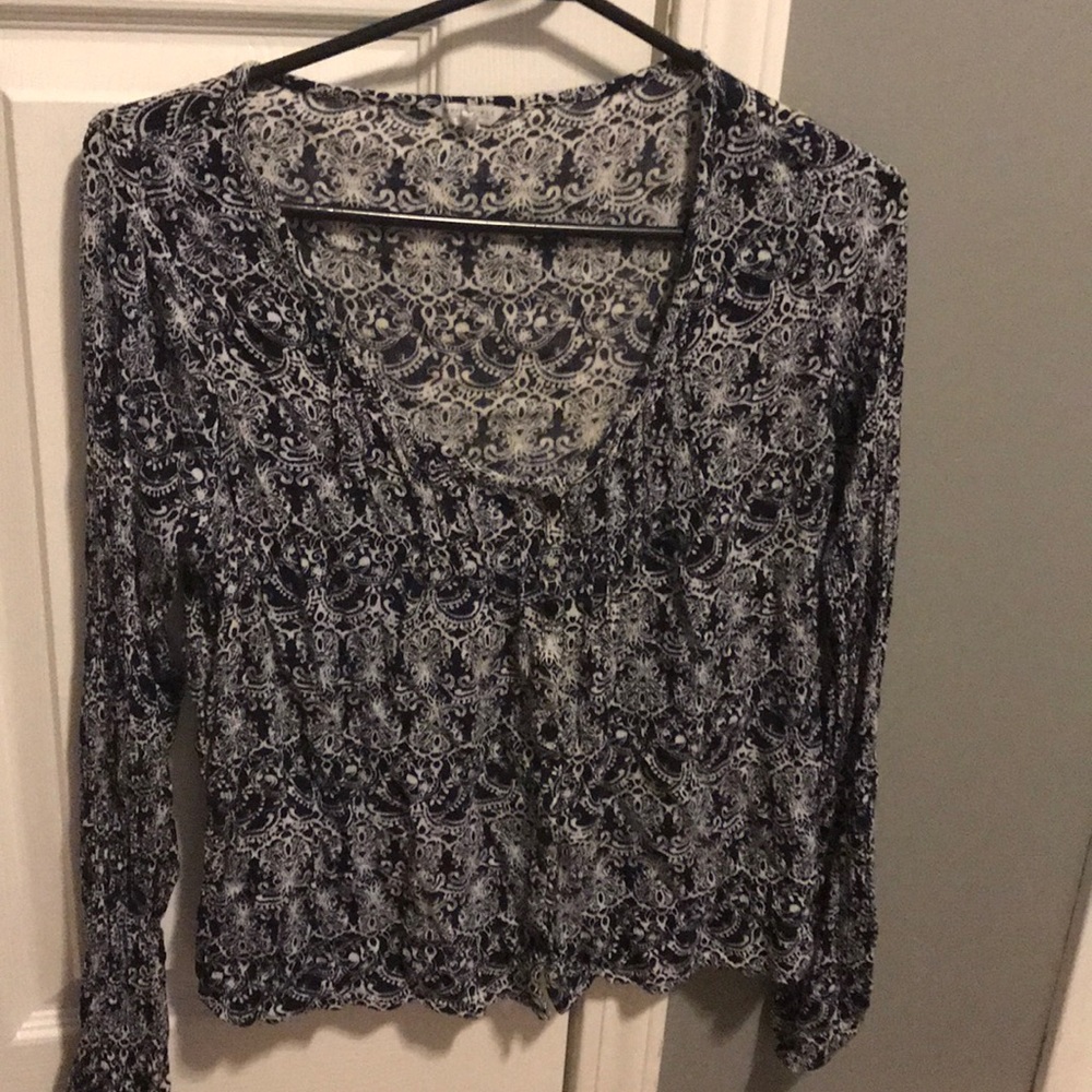 Flowey buttoned long sleeve shirt